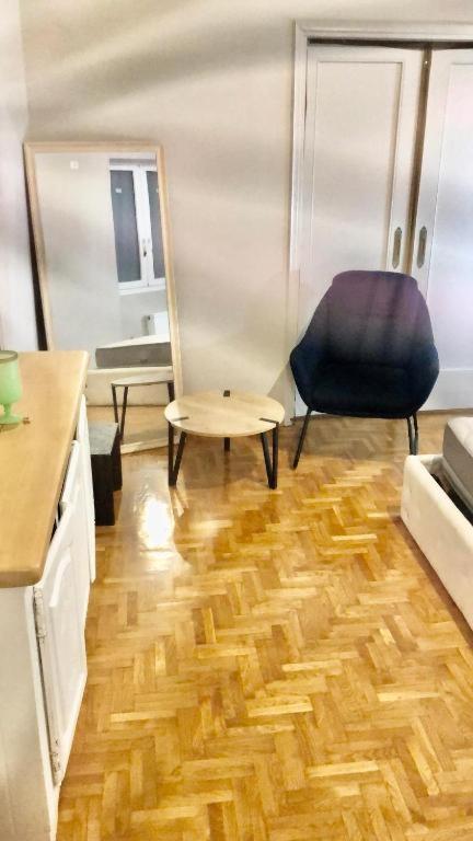 Economy Shared Apartment D In Central Athen Exterior foto